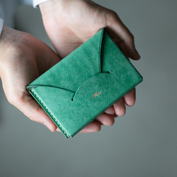 ［ 刻印無料 ］ 封筒みたいな本革の名刺入れ「  f u t o u  」_グリーン 3枚目の画像