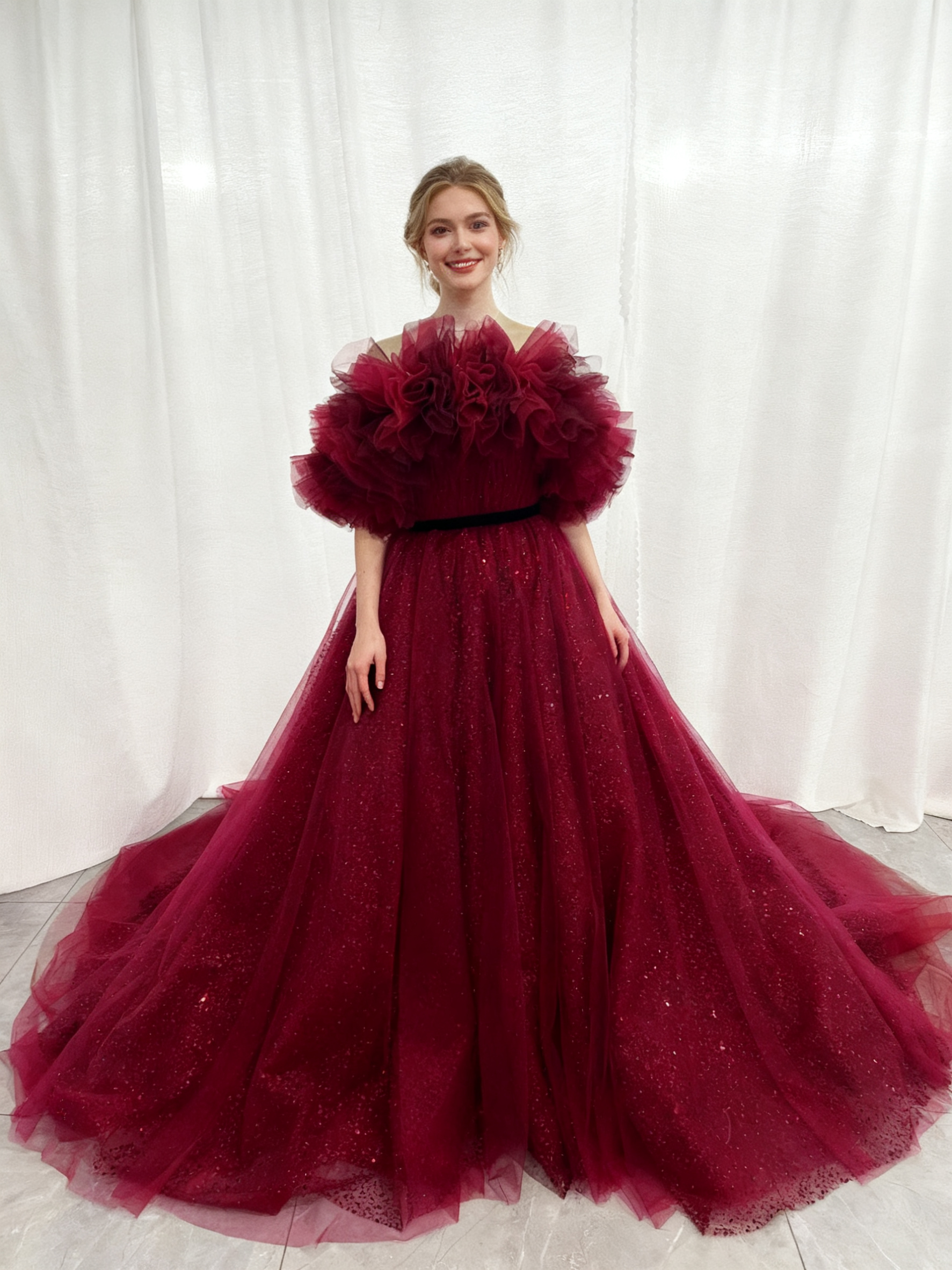 送料無料！カラードレス ワインレッド サッシュベルト 取り外し可能なオフショルダー エレガント インポートビジューレース