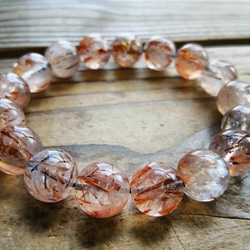 ◇マニカラン水晶レッドフラワーファントムのブレスレット 8500円