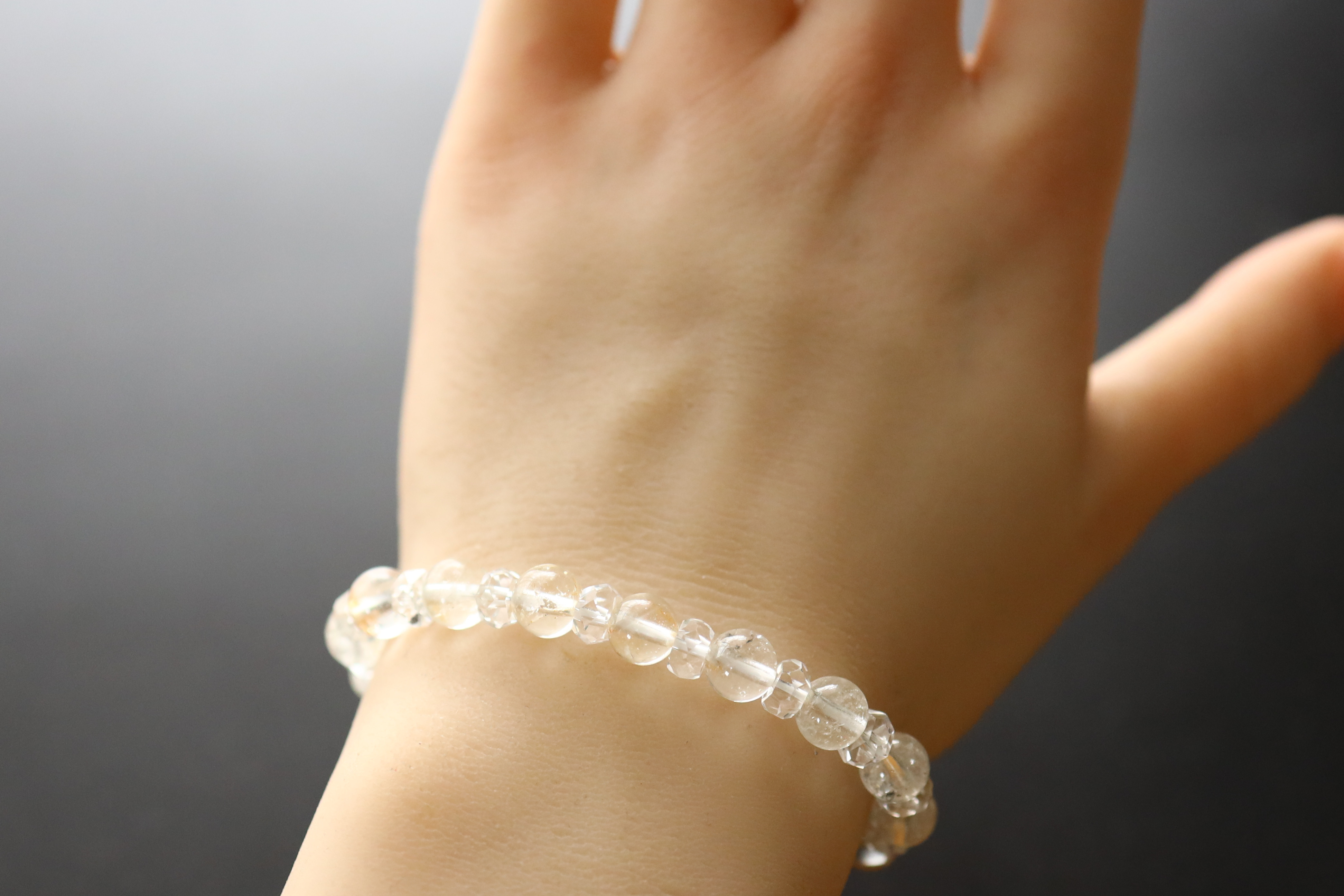 …☆スーパープレミアムブレス☆幻の天然ベリル☆ヒマラヤンベリル：7ミリ＆水晶☆天然石ブレスレット☆…