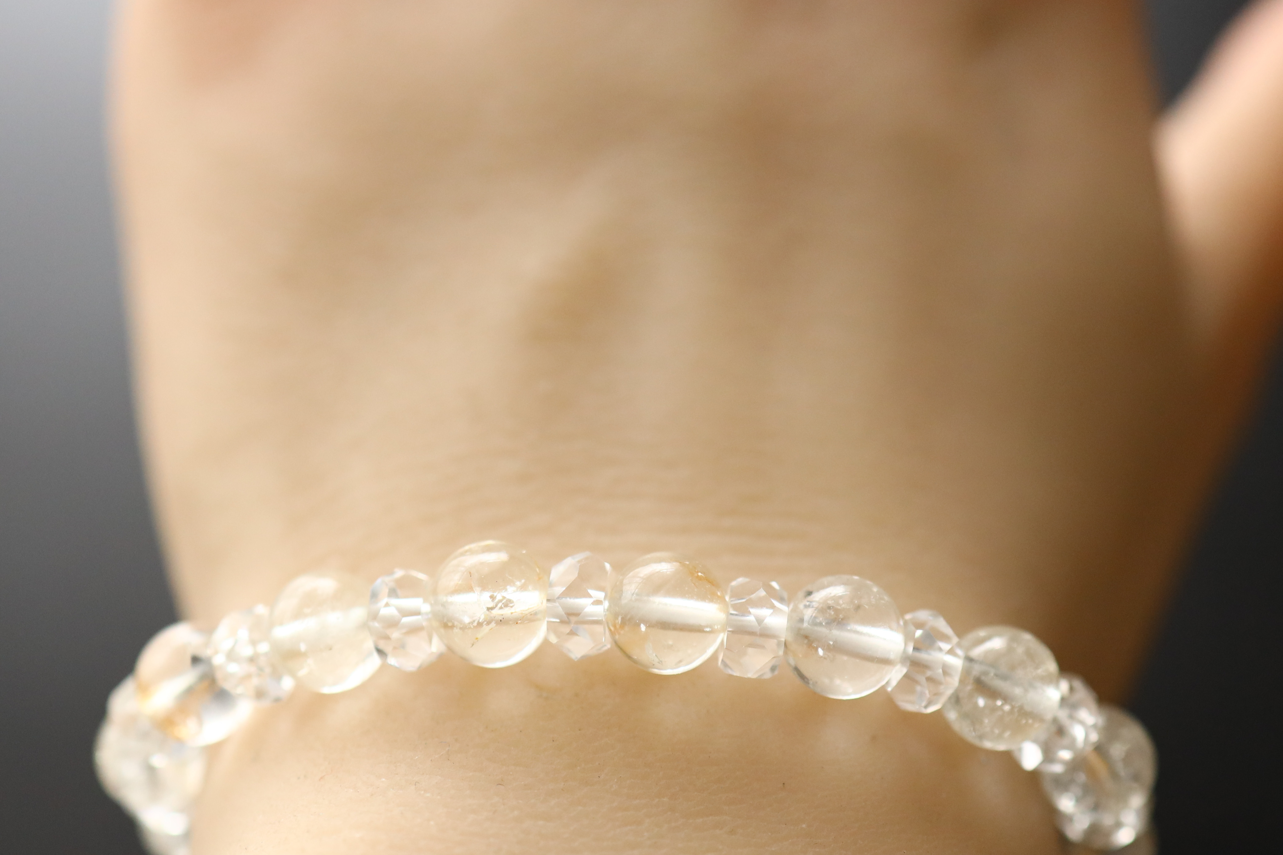 …☆スーパープレミアムブレス☆幻の天然ベリル☆ヒマラヤンベリル：7ミリ＆水晶☆天然石ブレスレット☆…