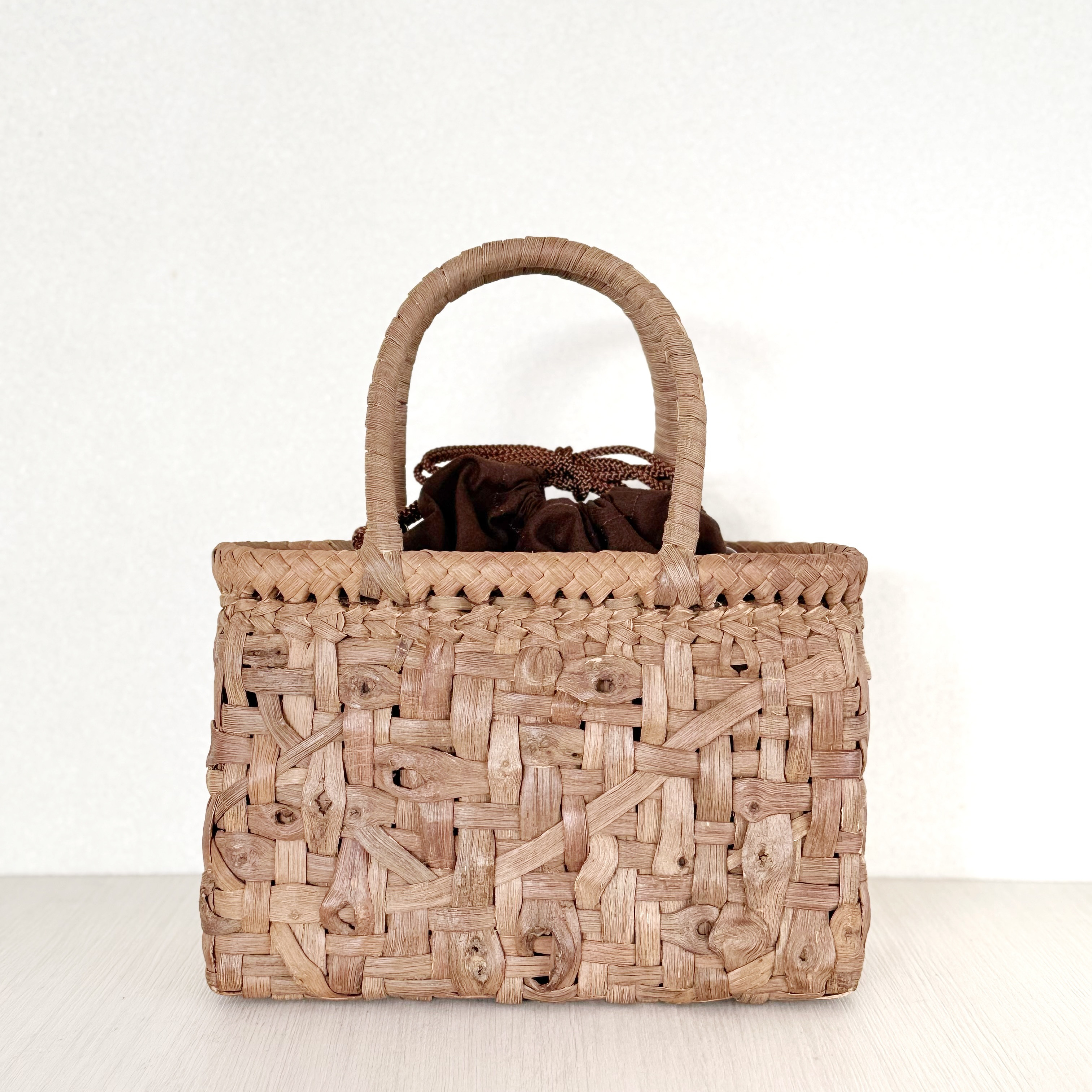 【送料無料】国産 山葡萄 乱れ編み かごバッグ （ミニ）（内布付き）【受注制作】