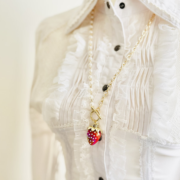 【限定♡】大粒いちご＆大粒パールのペンダント・サークル 3枚目の画像