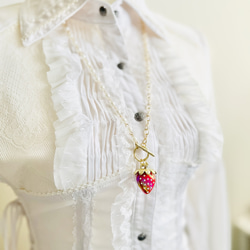 【限定♡】大粒いちご＆大粒パールのペンダント・サークル 4枚目の画像