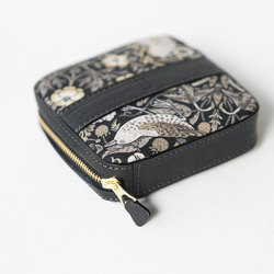 【冬季限量版】高品質迷你手拿包「草莓小偷」單色真皮黑色 *贈品 第3張的照片