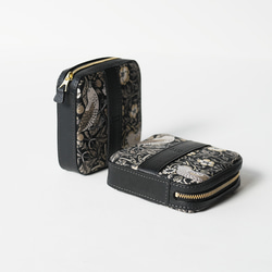 【冬季限量版】高品質迷你手拿包「草莓小偷」單色真皮黑色 *贈品 第4張的照片