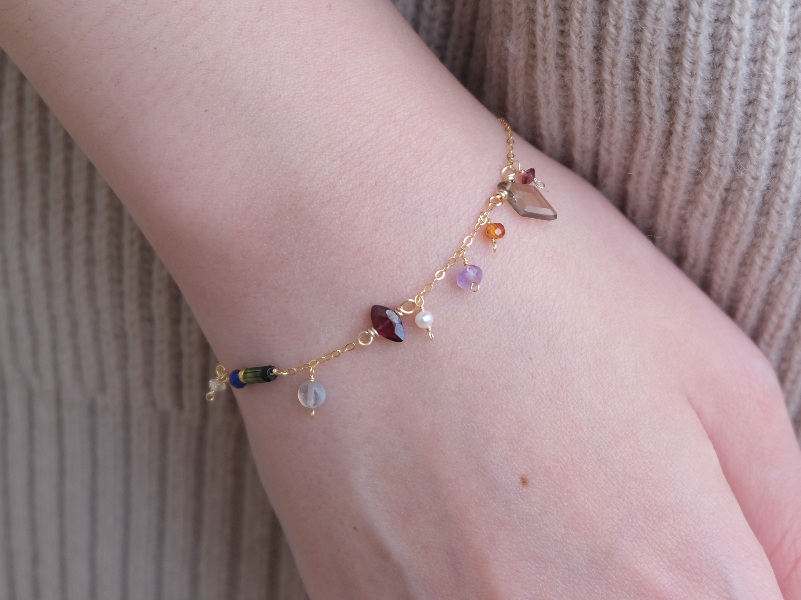 hátíð bracelet天然石チェーンブレスレット　スモーキークォーツ ガーネット シトリン ラピスラズリ トルマリ