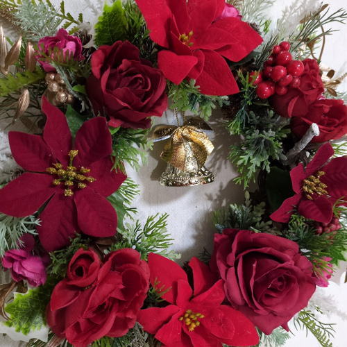 ❤真紅の薔薇と赤のポインセチアの豪華で素敵なビッグなクリスマス