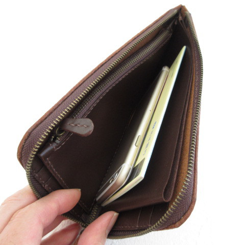 手縫い♪通帳もスリムに入る《牛革》Ｌ字ファスナーロングウォレット・シュリンク・ライトブラウン026