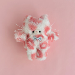 いちごちゃんフワフワロップイヤー♡手のひらサイズ うさぎぬいぐるみ