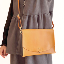 NUTS LEATHERの販売中作品一覧 | ハンドメイド通販・販売のCreema