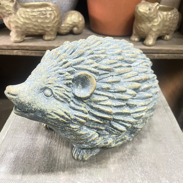 アンティーク風 ハリネズミオブジェ  セメント製 ほっこり可愛いインテリア雑貨 9枚目の画像