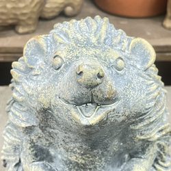 アンティーク風 ハリネズミオブジェ  セメント製 ほっこり可愛いインテリア雑貨 5枚目の画像