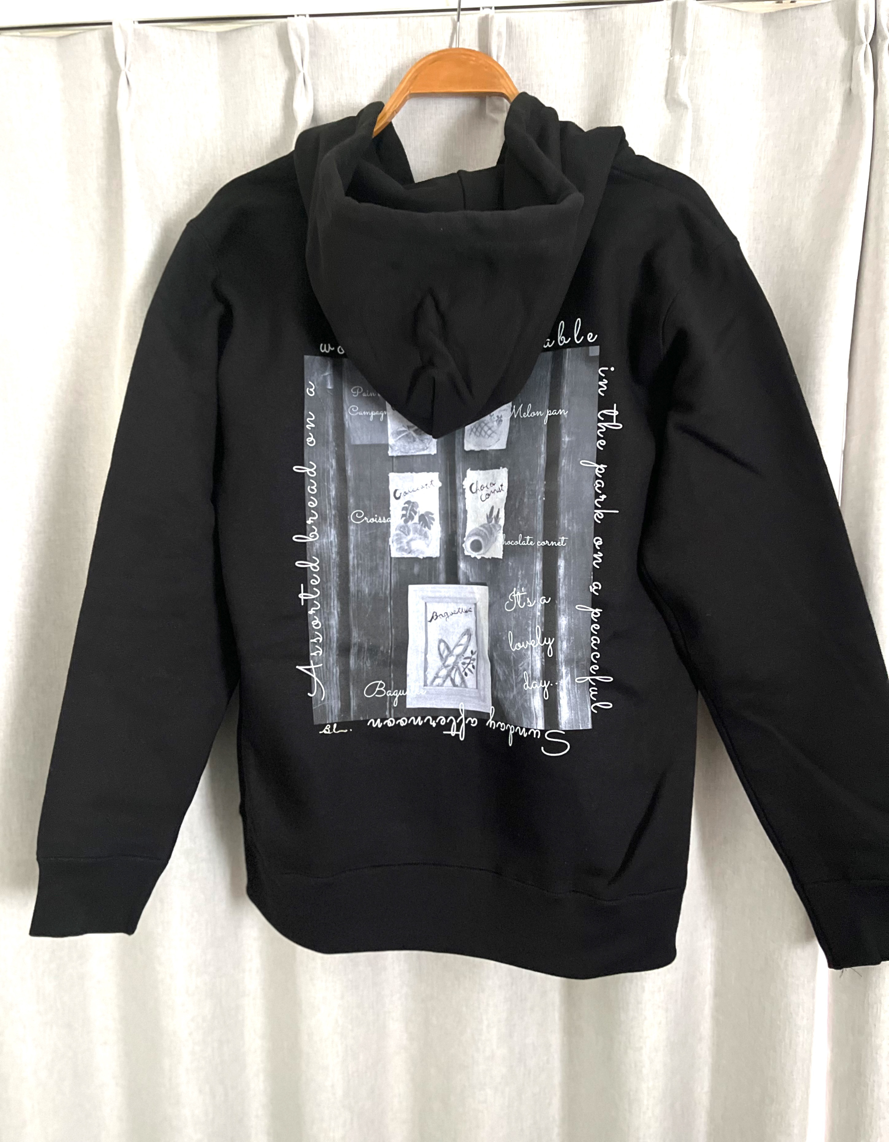 【受注制作】パンの厚手裏起毛ジップパーカー　(ブラック) 『今日も楽しくいこう！』