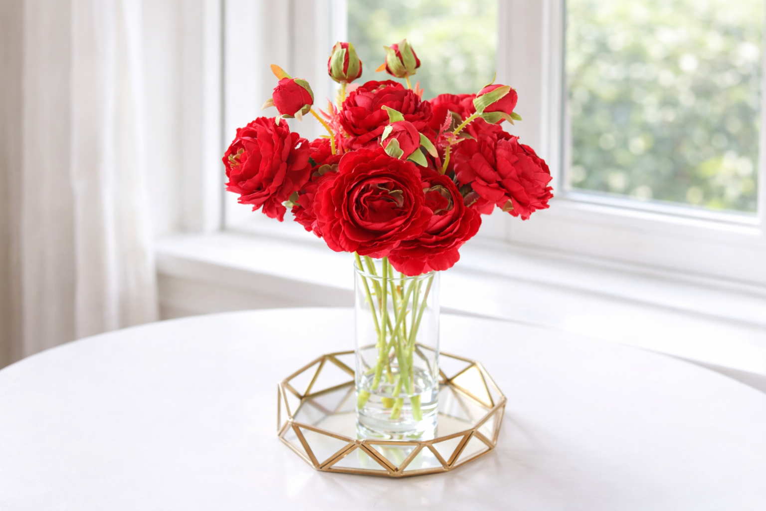 Xmas   様々なイベントで活躍　ローズのエレガンスアレンジ　レッド