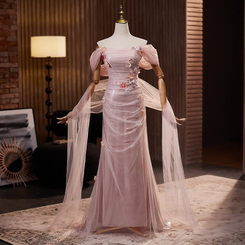 豪華 ピンク オフショルダー 立体花 ウェディングドレス プリンセス 高級感 花嫁 演奏会 前撮り 披露宴 08922