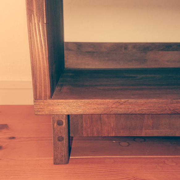 レトロ調なブックシェルフ 3枚目の画像