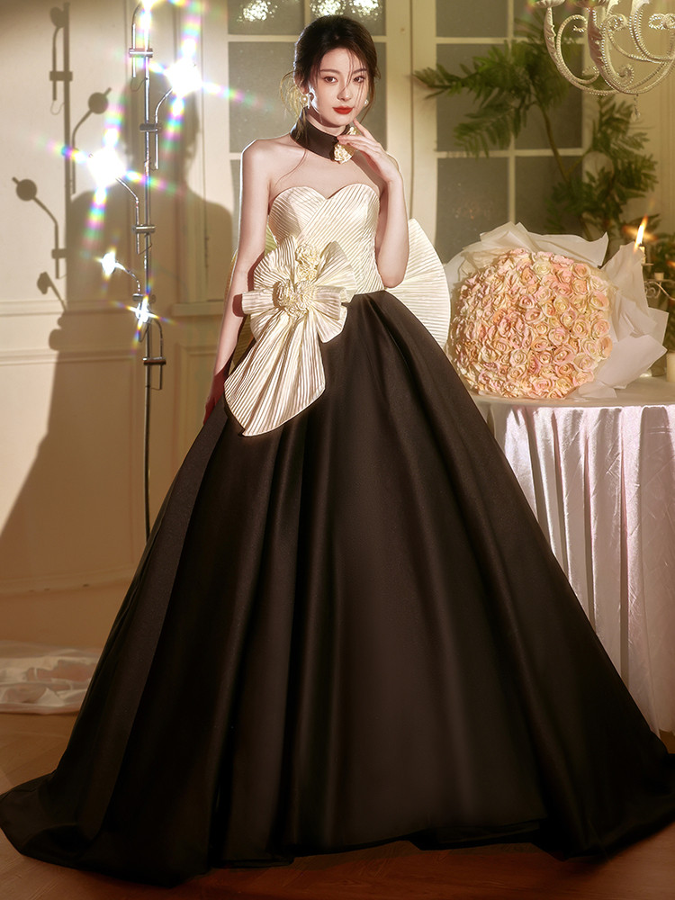 綺麗 黒 ふわふわ 特大リボン ウェディングドレス プリンセス 高級感 結婚式 花嫁 演奏会 前撮り 披露宴 08909