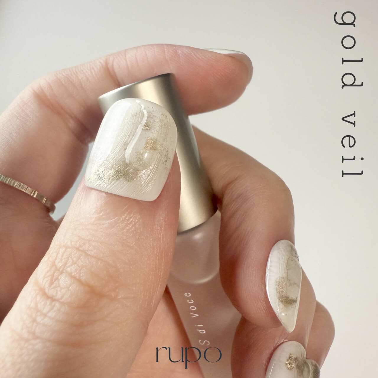 【お風呂でも取れない】チップ感ゼロ！どんな爪にも驚くほどフィットする新感覚ネイルチップ | gold veil