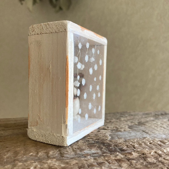 9913. bud 雪ふり窓辺　雪だるま 5枚目の画像