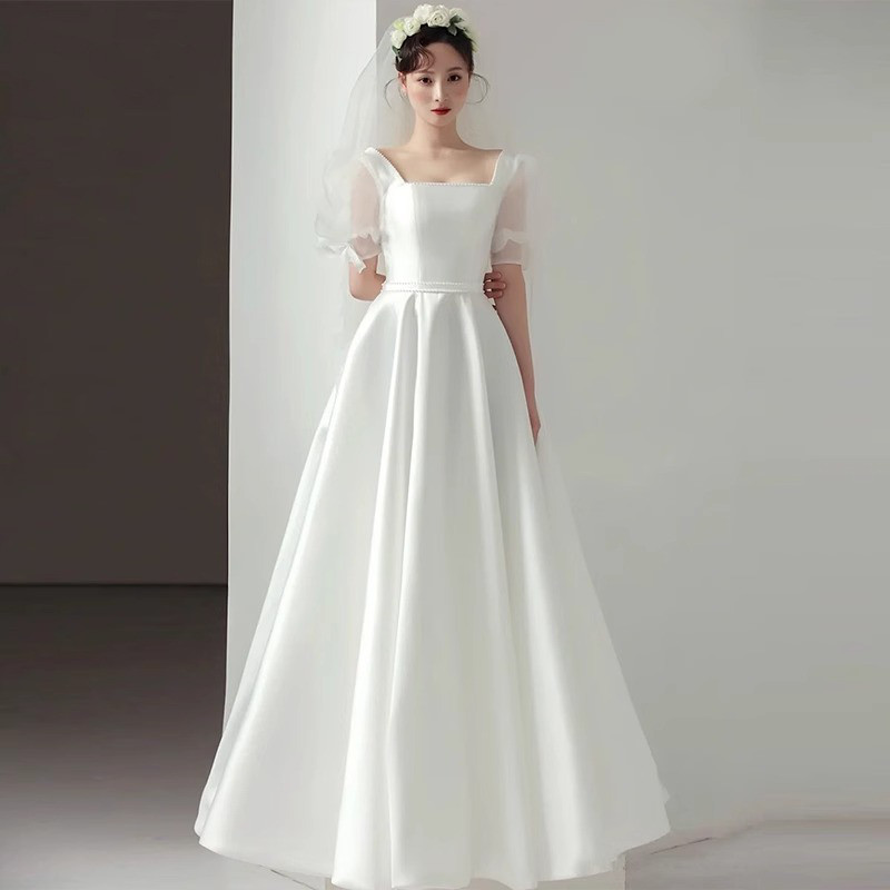 パフスリーブ 白 黒 サテン ウェディングドレス シンプル 花嫁 結婚式 パーティー 演奏会 二次会 前撮り HL447