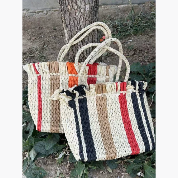 タッセル編みバッグ、女性用の手作り麦わら紙ショルダーバッグ　トートバッグ
