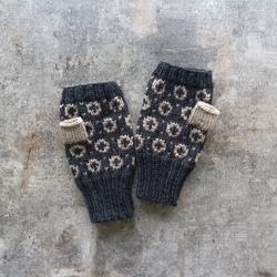 編み込み模様のハンドウォーマー 黒＆グレー 手袋・ミトン 凛 通販