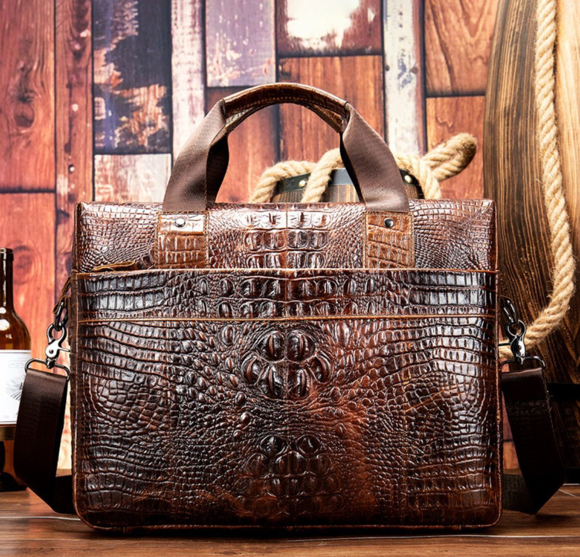 バッグ ショルダーバッグ 牛革 クロコダイル風 革製品 メンズ カバン 鞄 大きい ノートパソコン タブレット 軽量