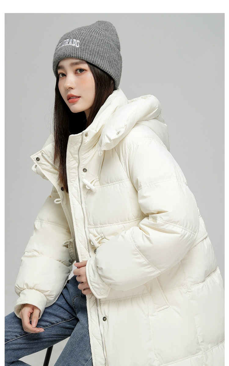 2025年ストレートホワイトカモフラ牛角ボタン ダウンジャケット女性中長期大毛襟厚手冬ファッションコート 高級感 旅行