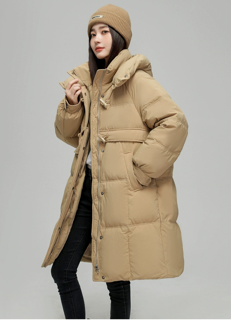 2025年ストレートホワイトカモフラ牛角ボタン ダウンジャケット女性中長期大毛襟厚手冬ファッションコート 高級感 旅行