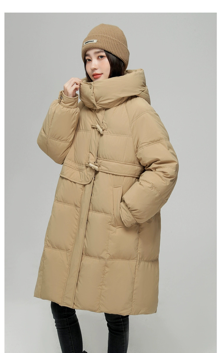 2025年ストレートホワイトカモフラ牛角ボタン ダウンジャケット女性中長期大毛襟厚手冬ファッションコート 高級感 旅行