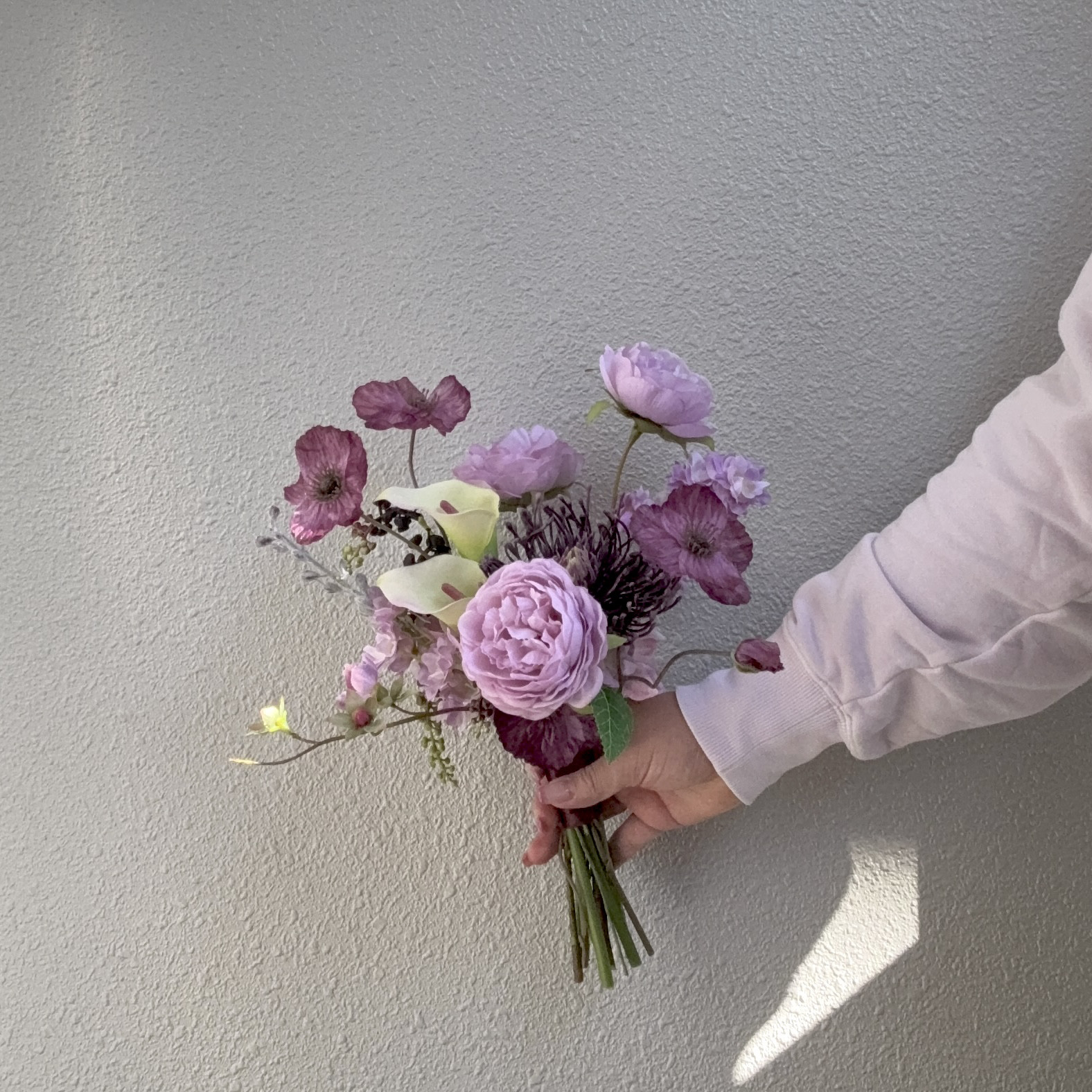 大人パープルブーケ / アーティフィシャルフラワー /ウェディング・前撮り / 完成品
