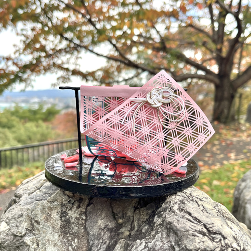 受注販売】オーダーメイド立体切り絵（オブジェ等）［写真は『椿