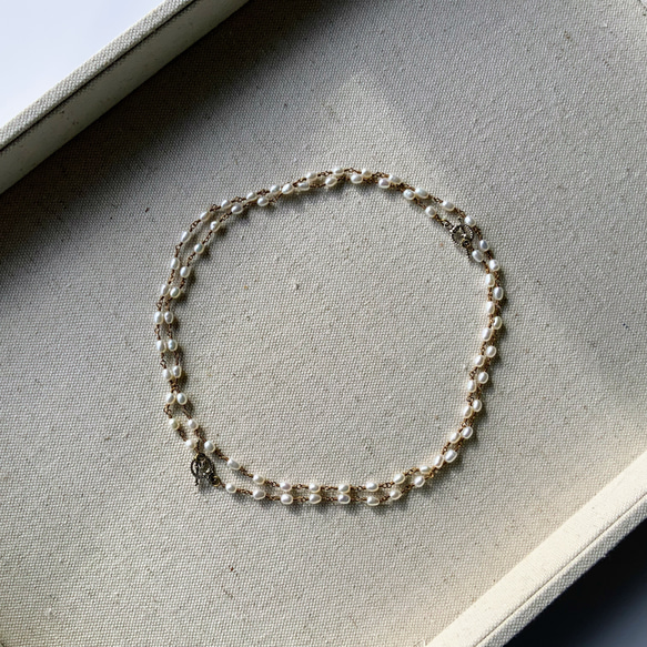 Perla parva✴︎小粒淡水パールロングネックレス✴︎ブレスレットとネックレスに分けても使える2way仕様 4枚目の画像