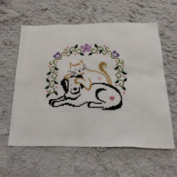 クロスステッチ クロススティッチ ハンドメイド 完成品 刺繍 猫 ネコ