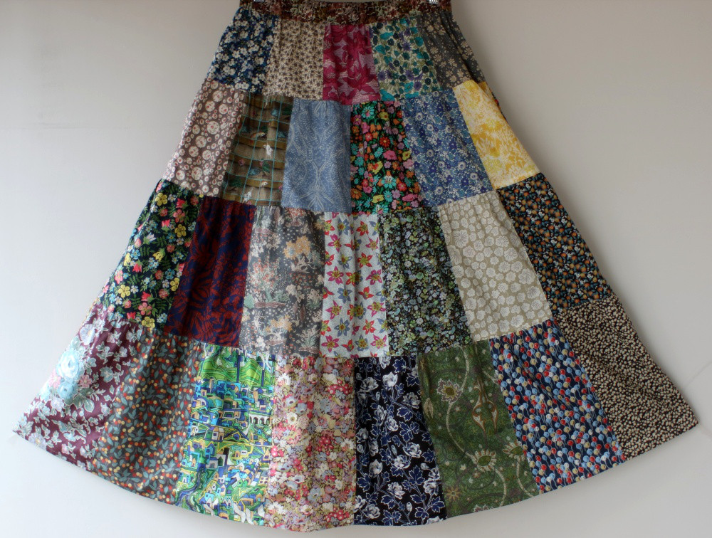 送料無料　リバティ　マルチカラー　パッチワークティアードスカート　A