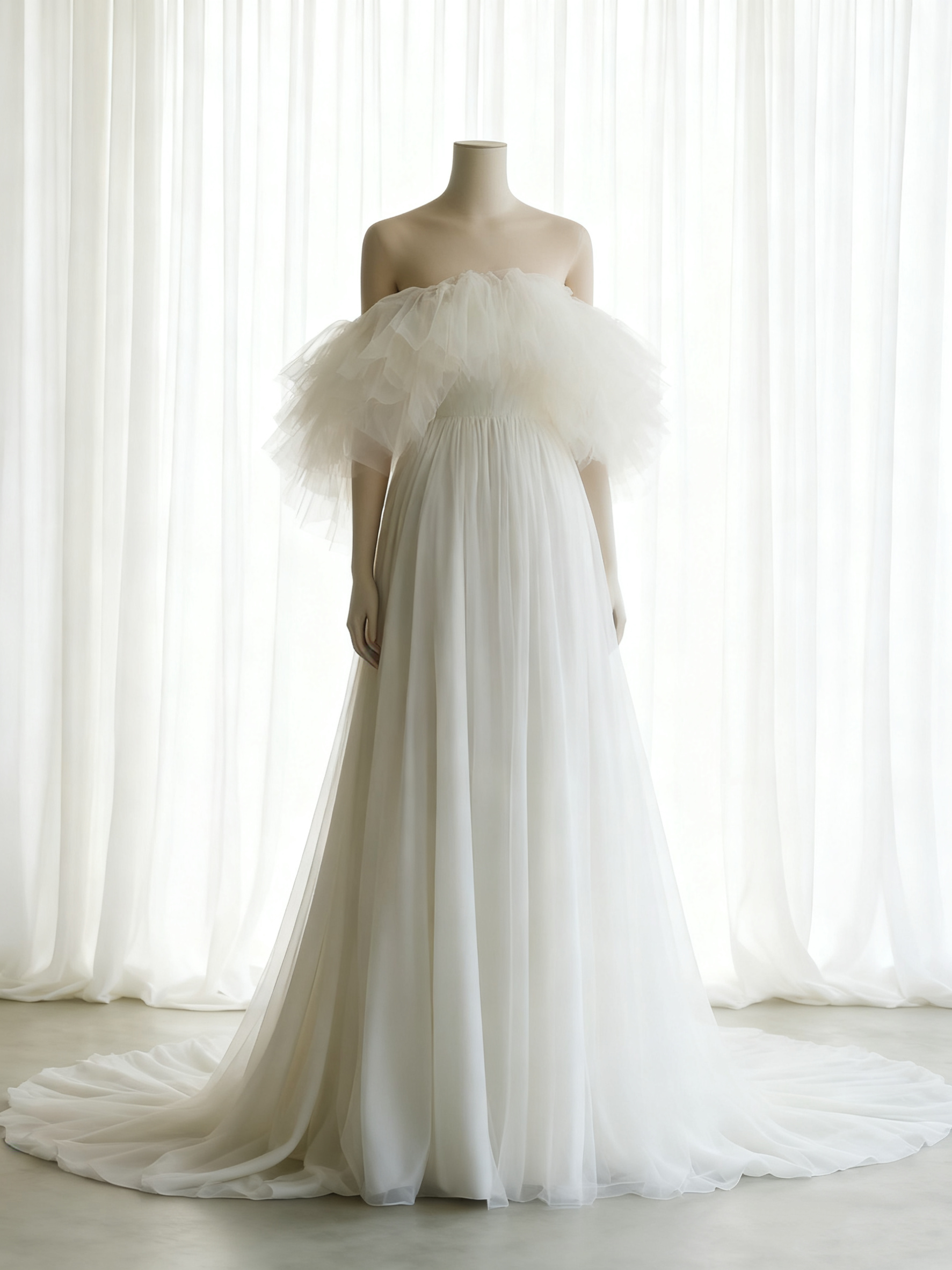 送料無料！ウェディングドレス オフショルダー 揺らめく裾 柔らかく重ねたチュールスカート  オフホワイト オーダーメイド