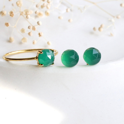新春福袋2026】鮮やかグリーンオニキスの一粒ピアス＆リングセット