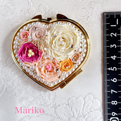 米軍 実物 SWEETHEART JEWELRY パウダーミラー コンパクト ロザフィ＞大人可愛いリディアのコンパクトミラー（両面鏡）＜ハート形