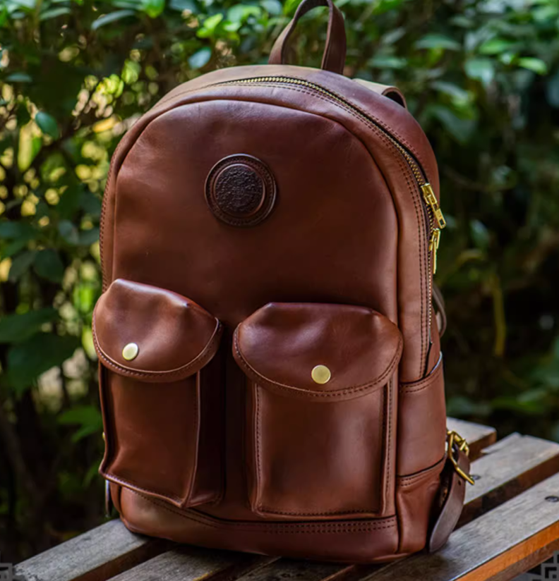 手作りのメンズカジュアルバックパック、牛革バックパック、本革ラップトップ旅行バッグ、スクールバッグ