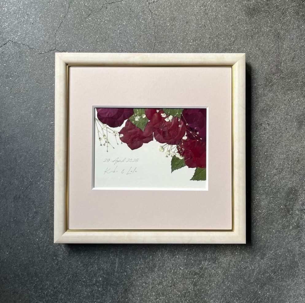 《赤バラ専用》【アフターブーケ ＜Ligne リーン＞】生花ブーケを「押し花＆額装」してお届けします