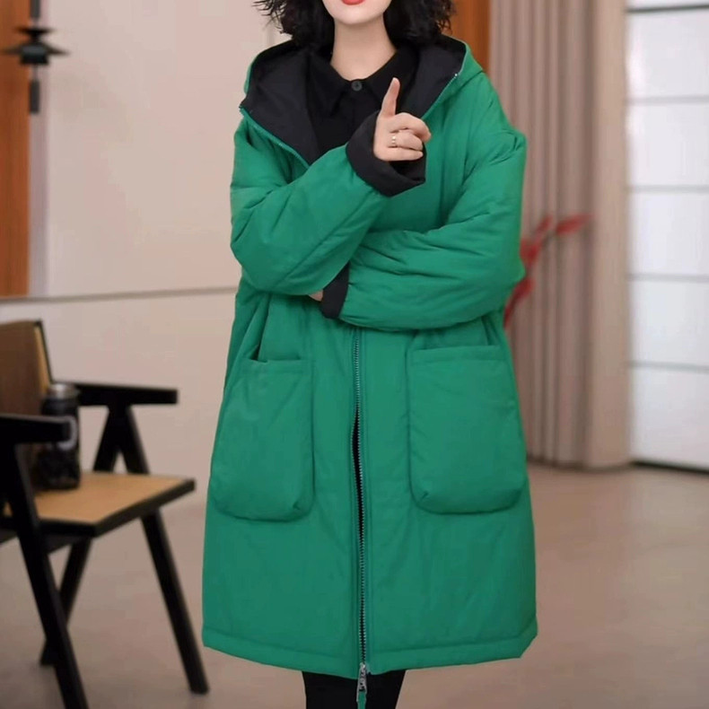 2025年ストレートホワイトカモフラ牛角ボタン ダウンジャケット女性中長期大毛襟厚手冬ファッションコート 高級感 旅行