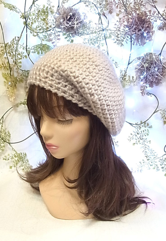 ニット帽 ベレー帽　モヘア ベージュ 1枚目の画像