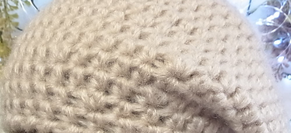 ニット帽 ベレー帽　モヘア ベージュ 4枚目の画像