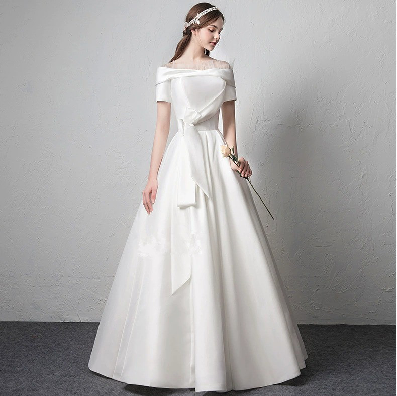 オフショルダー 白 黒 半袖 サテン ウェディングドレス 高級感 花嫁 パーティー 演奏会 二次会 前撮り HL474