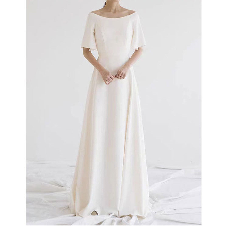 オフショルダー 白 黒 半袖 サテン ウェディングドレス 高級感 花嫁 パーティー 演奏会 二次会 前撮り HL477