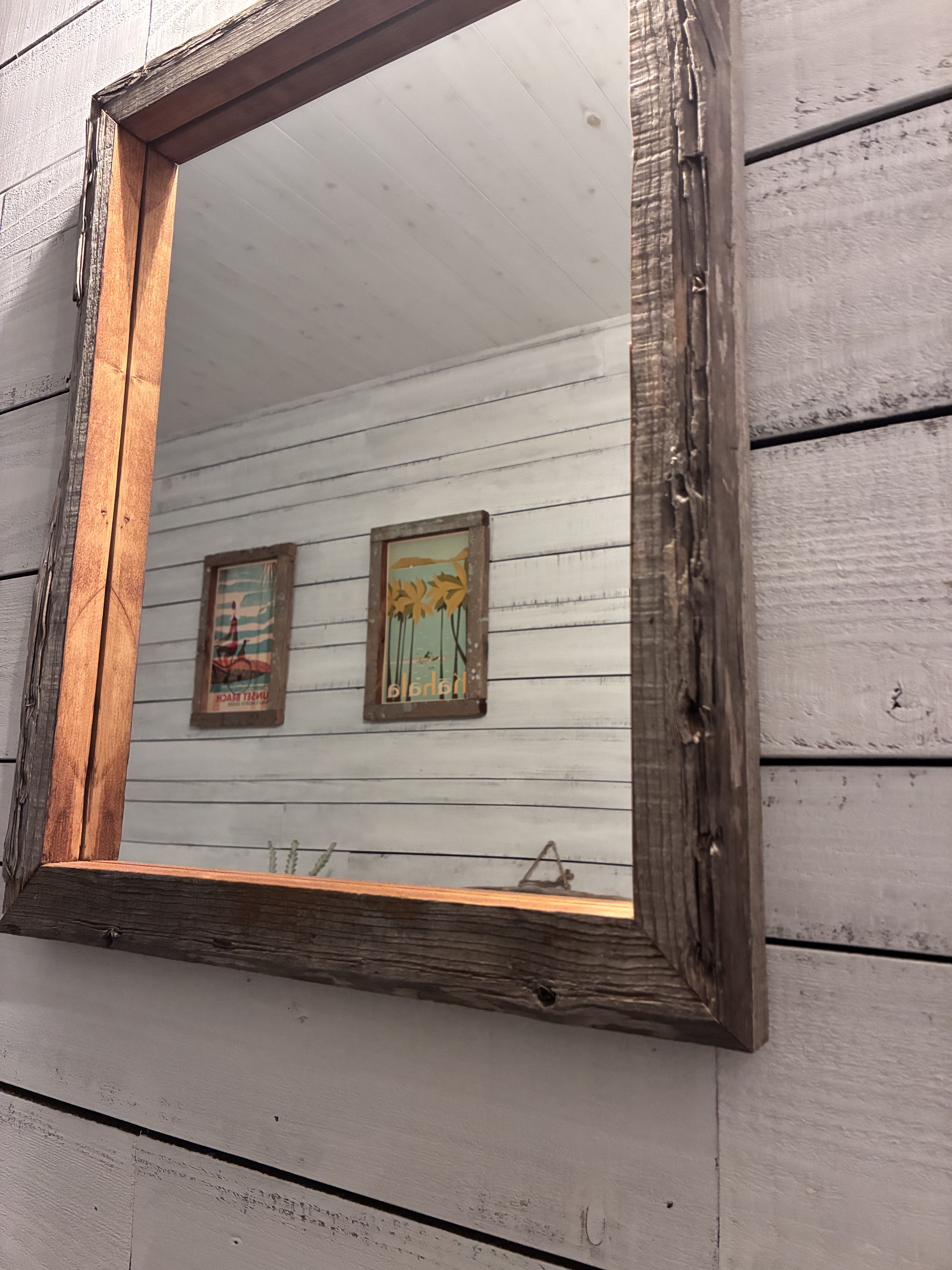【大】自然の天日でエイジングされた無垢古木を使った壁掛けミラー NO・2