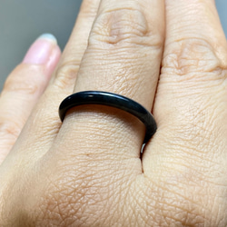 L15-01 細身 氷種 16.5号 黒翡翠 グアテマラ産 A貨 本翡翠 くりぬき リング 7枚目の画像