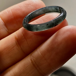 L15-03 氷糯種 18.0号 黒翡翠 グアテマラ産 A貨 本翡翠 くりぬき リング 5枚目の画像