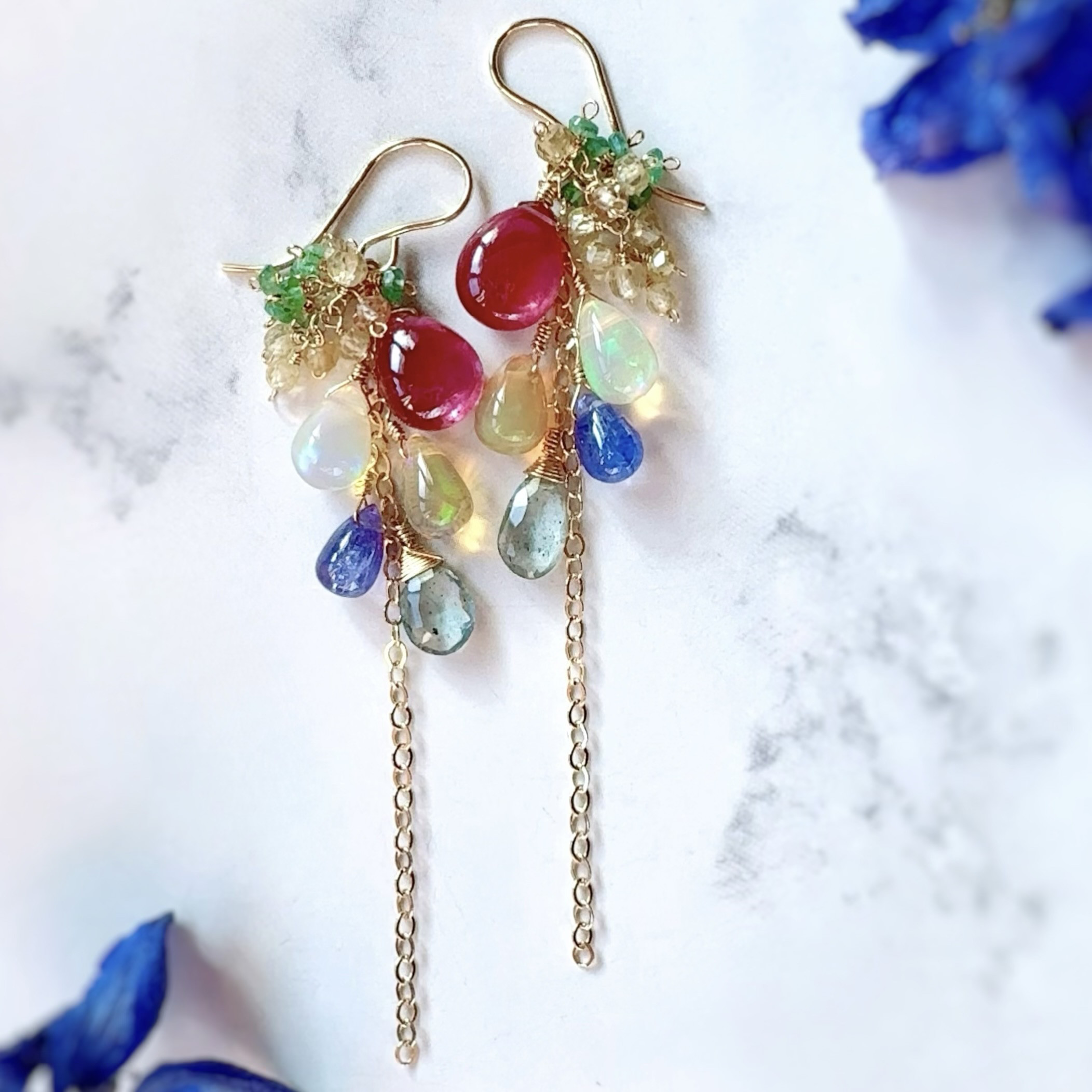 宝石質ルビーのマルチカラーシャンデリアピアス◇14kgf